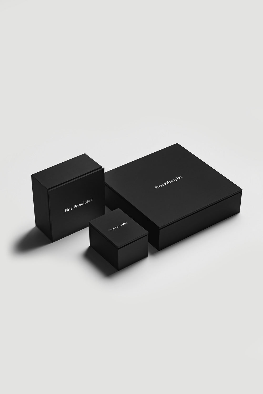 Schmuck Verpackung von Fine Principles — das elegante Geschenk für Damen- & Herrenschmuck zu Weihnachten oder Geburtstagen.